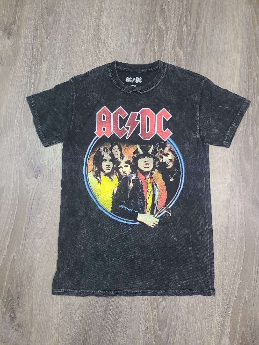 AC/DC Highway to Hell 1979 North American Tour Graphic Band Tee Size S NWOT